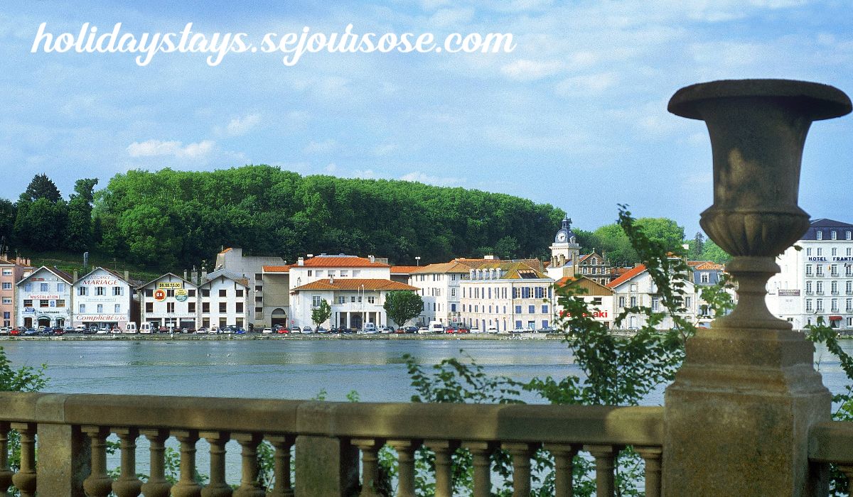 holidaystays.sejoursose.com